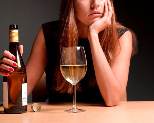 Анонимное лечение женского алкоголизма в Родниках